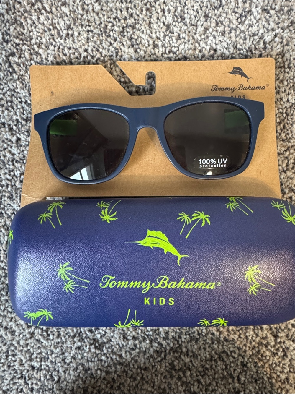 Tommy Bahama Kids Sunglasses and Hard Case Set